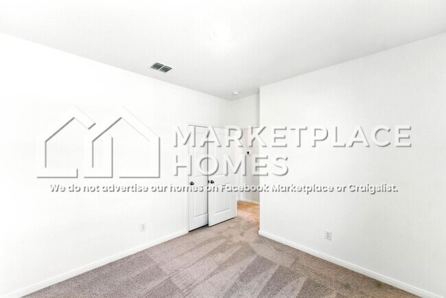Building Photo - 1151 Amy Dr