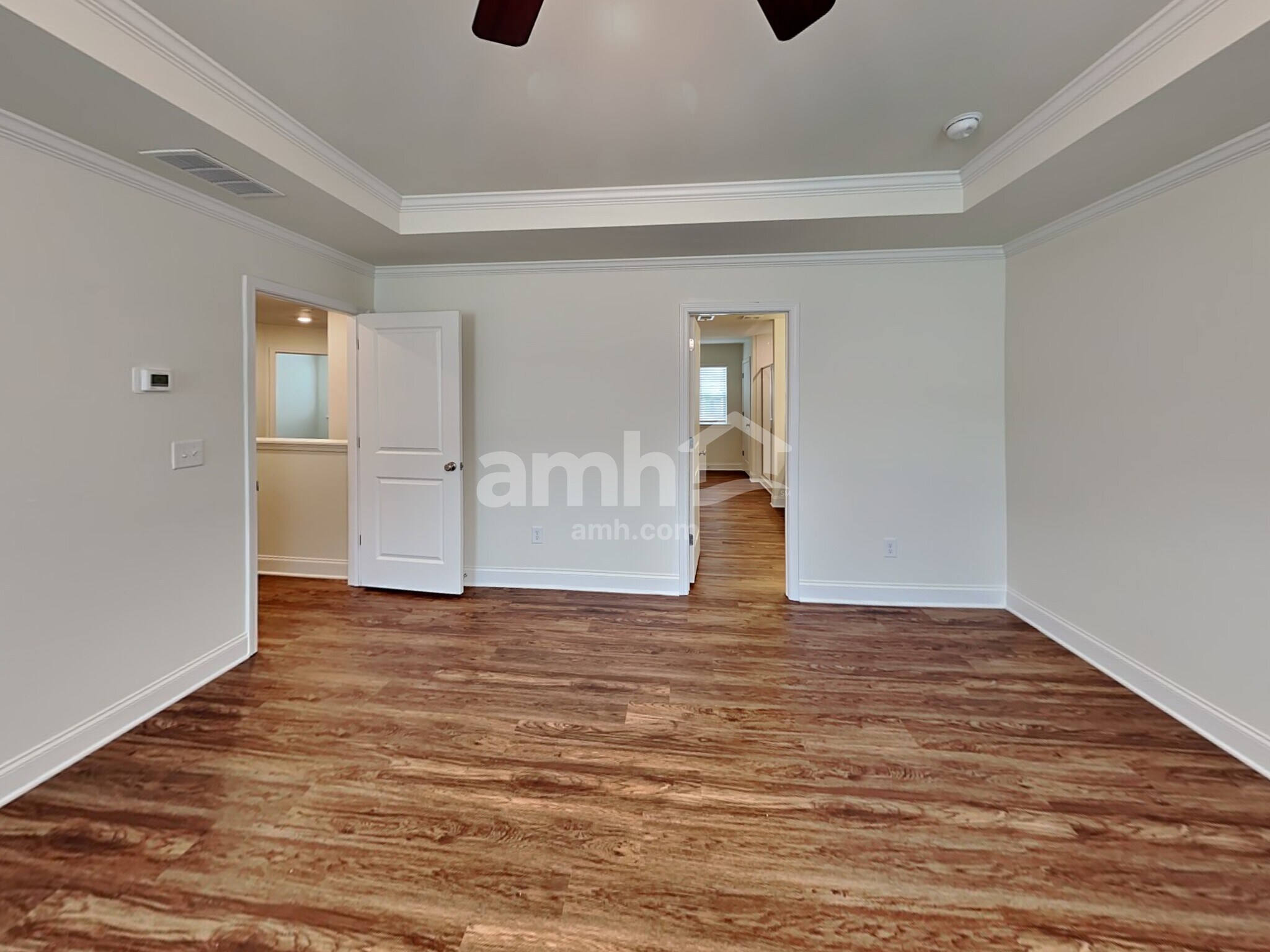 Building Photo - 597 Slew Dr