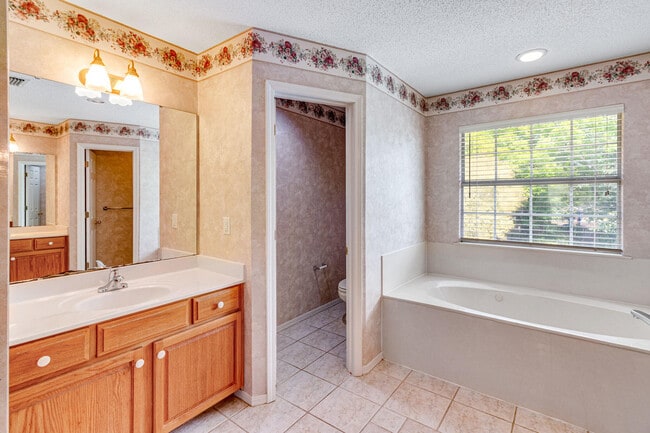 Building Photo - 211 Natures Trail Ct NW