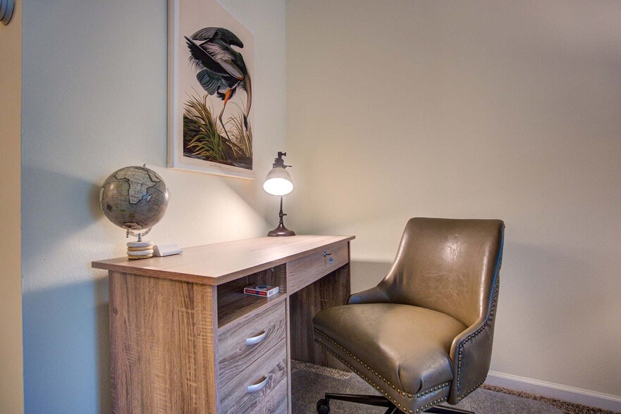 Building Photo - 3367 S 100th St