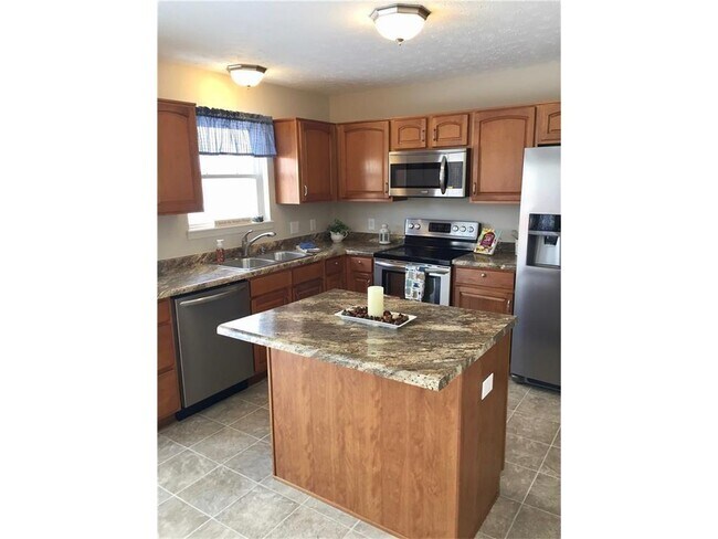 Building Photo - 14313 Harrison Pkwy