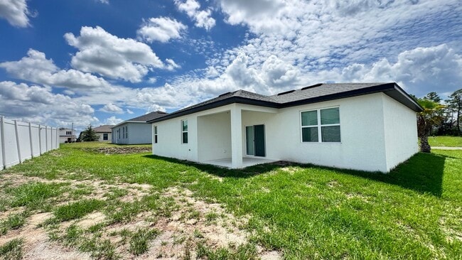 Building Photo - Beautiful 4 Br/2 Ba Home in Poinciana!!