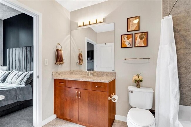 Building Photo - 400 W Peachtree St NW