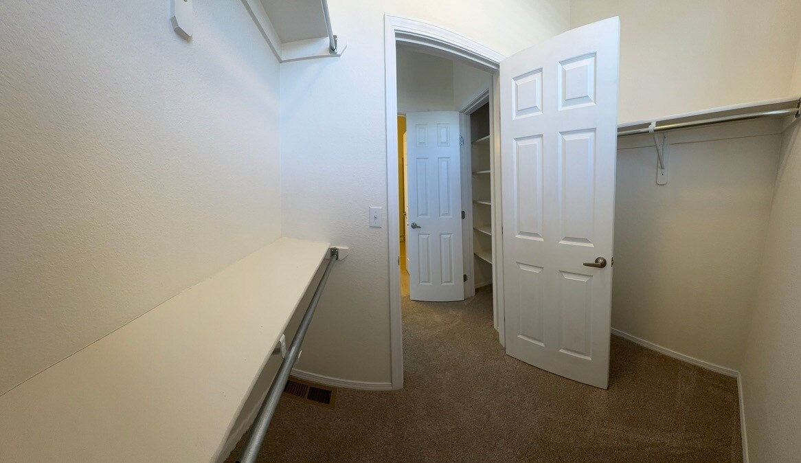 Master Closet - 8490 Canyon Rim Trl