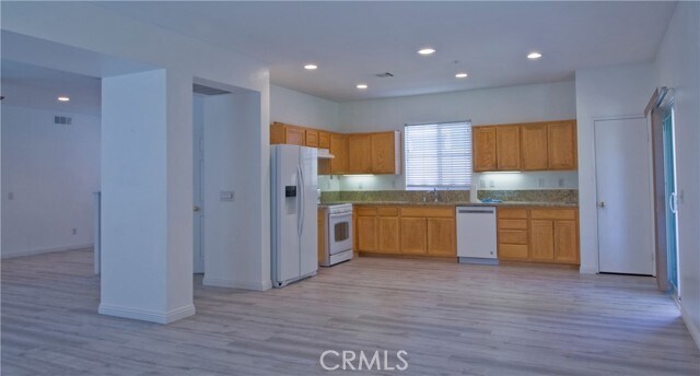 Building Photo - 6163 S Hills Way