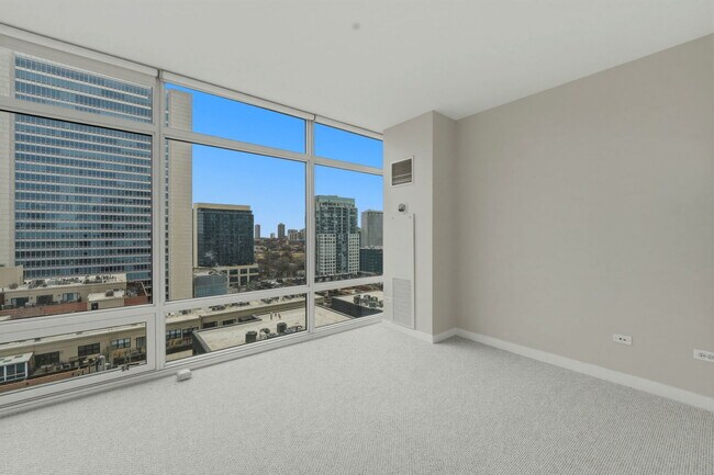 Building Photo - 510 W Erie St