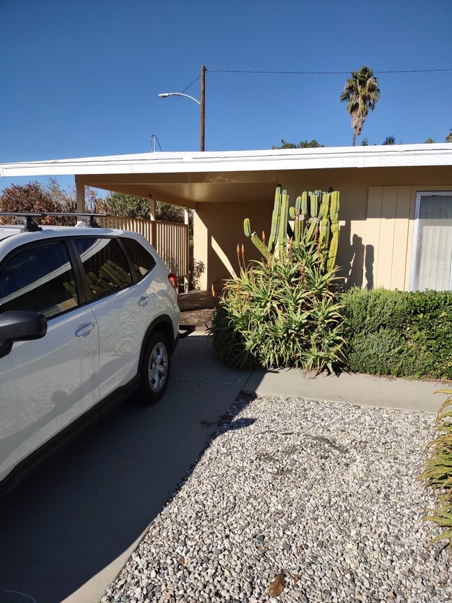 Building Photo - 280 Mary Ln