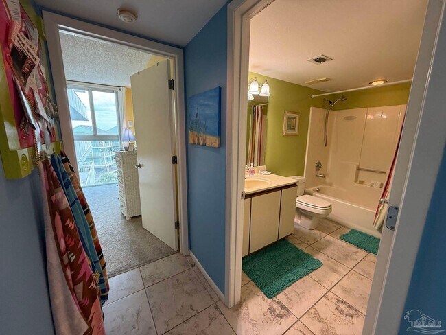 Building Photo - 1200 Fort Pickens Rd