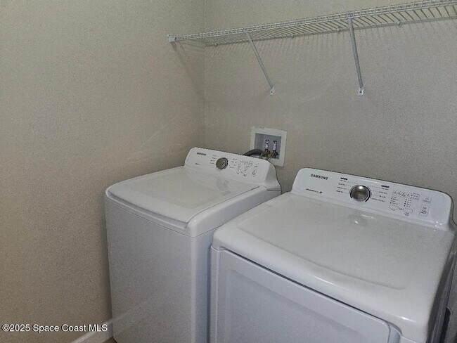 Building Photo - 4640 Pagosa Springs Cir