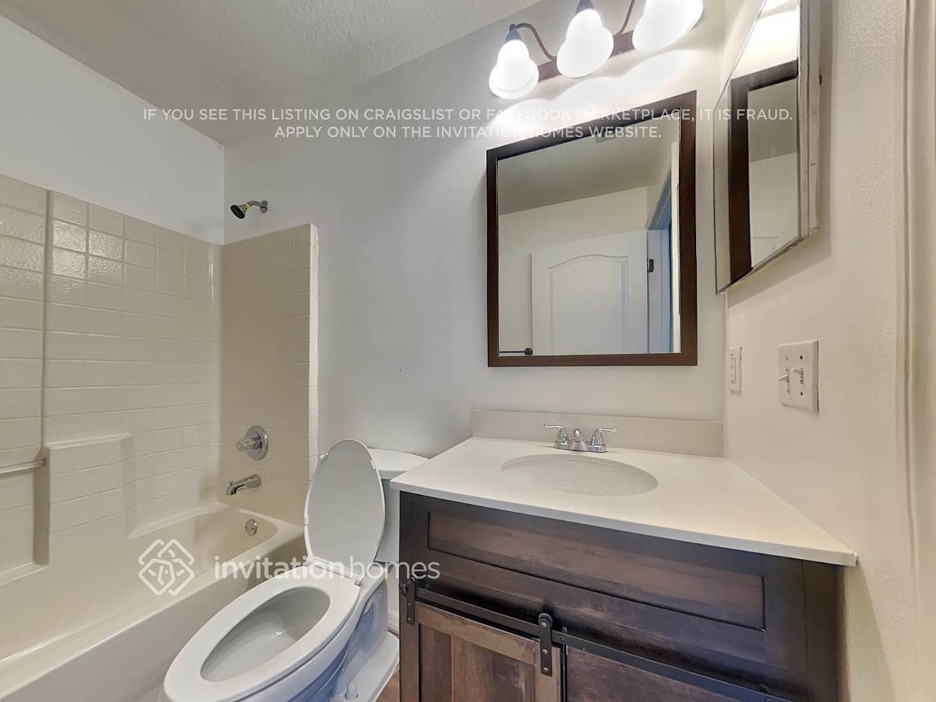 Building Photo - 10624 Navigation Dr