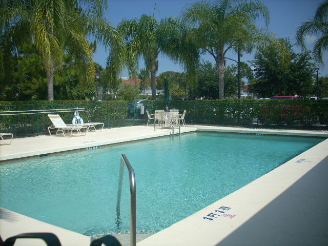 Building Photo - NEW PRICE! Venice Island 3BR/2BA 3rd Floor End Unit Condo