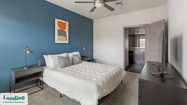 Building Photo - 650 S Main St