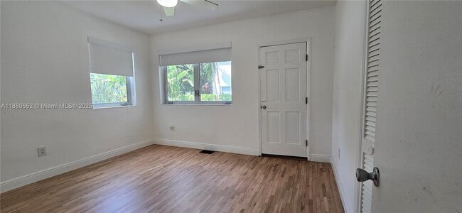 Building Photo - 3915 Ponce de Leon Blvd
