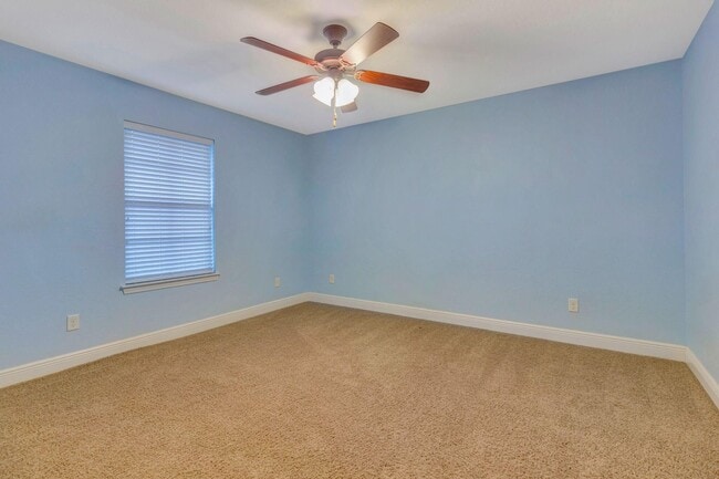 Building Photo - 6081 Dragonfly Way