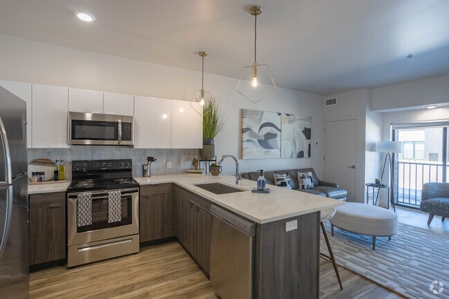 Building Photo - Nova Living