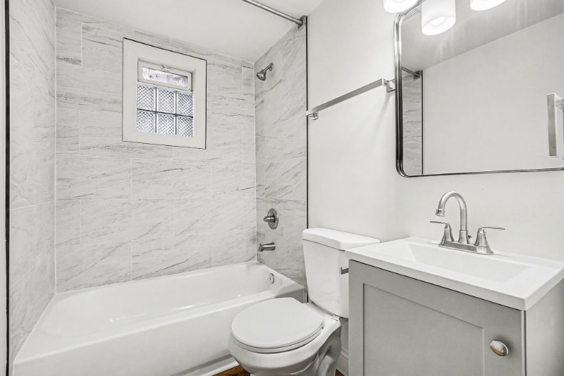 Building Photo - 3337 Reading Rd