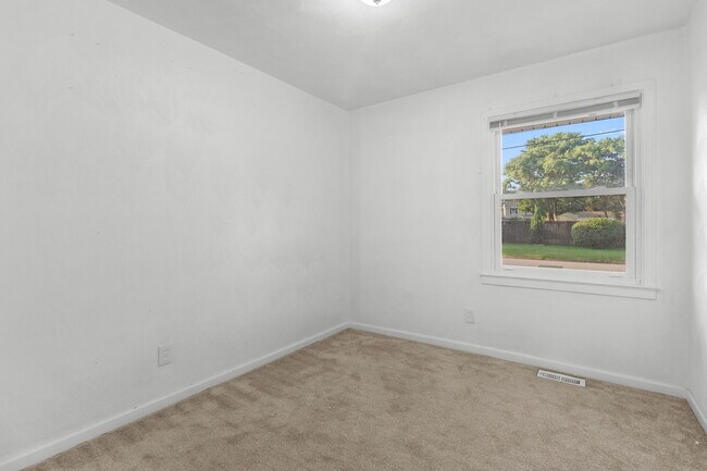 Building Photo - 905 Tifton St