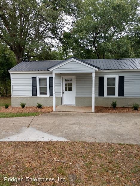 Primary Photo - 2 br, 2 bath House - 1190 N. Forest Avenue