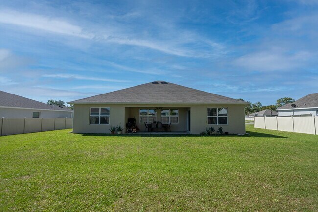 Building Photo - Move-In Ready! Beautiful 4-Bedroom Home with Modern Finishes & Room to Grow