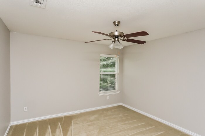 Building Photo - 3009 Flowering Springs Dr