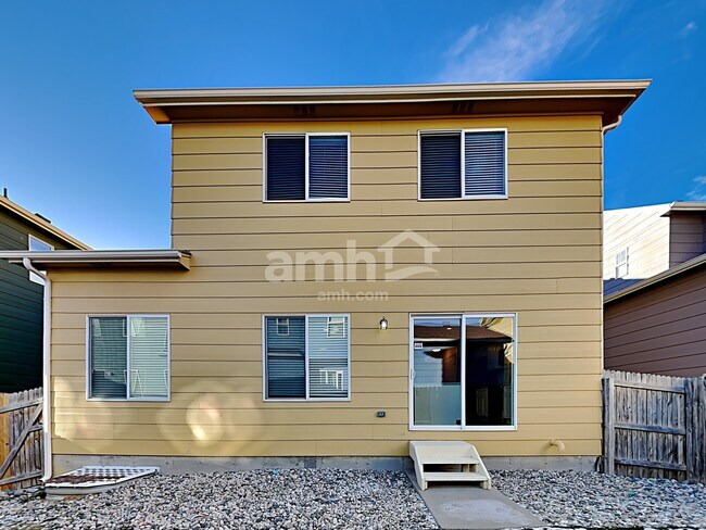 Building Photo - 6594 Abbeywood Dr