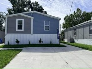 Building Photo - 104 Bush Ln