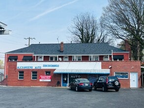 Building Photo - 411 W Ransom St