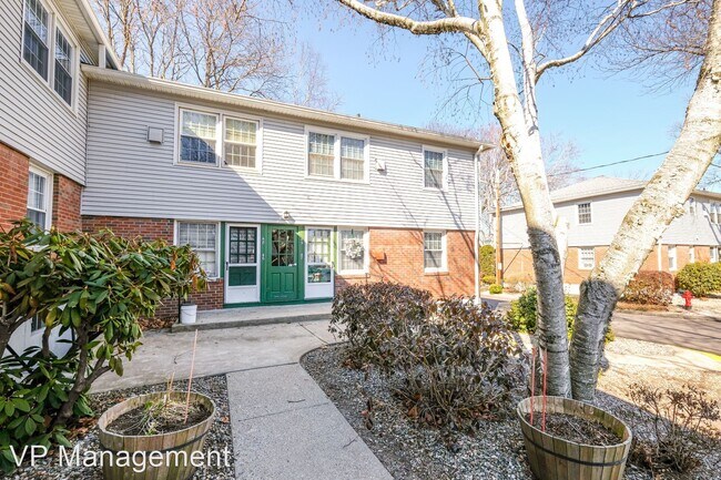 Building Photo - 1 br, 1 bath House - 80 Brush Hill Unit 48