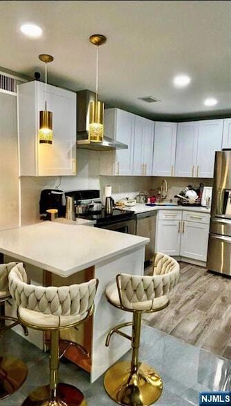 Building Photo - 1002 Unicorn Way