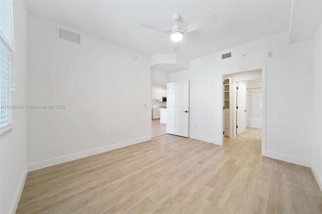 Building Photo - 10170 SW 7th St