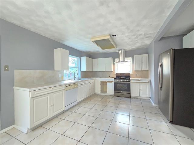 Building Photo - 3036 Candlewick Ln