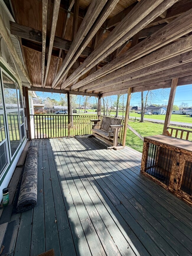 Building Photo - 215 Martin-Prejean Rd