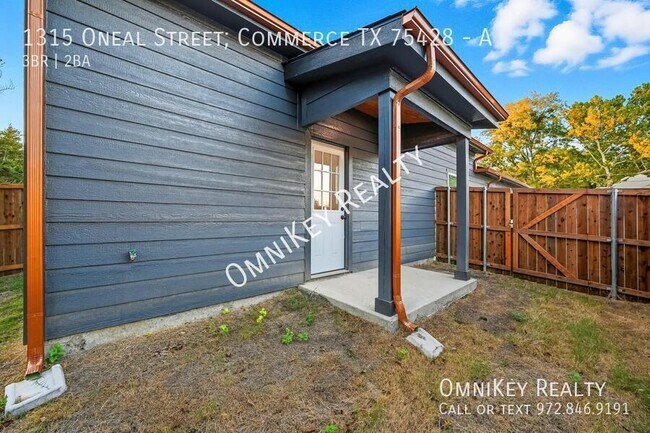 Building Photo - 1315 Oneal St