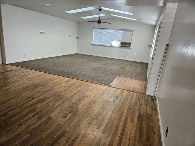 Building Photo - 3bed 2bath Northwest Reno Home, A must see