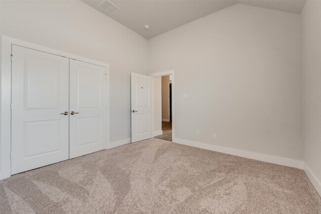 Building Photo - 1003 Rosewood St
