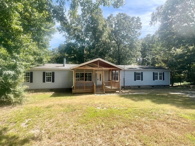 Building Photo - Four bedroom, 2 bath Modular home in Siler...