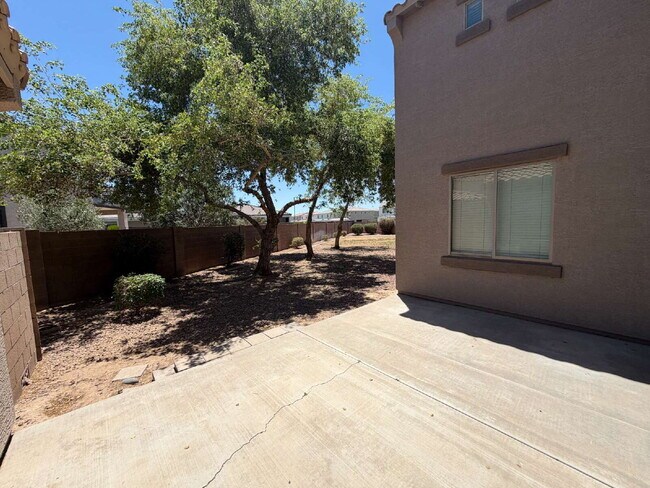 Building Photo - 38134 N Establo Dr