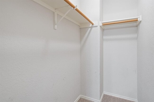 Building Photo - 1213 Red Ranch Cir