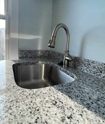 Building Photo - 62 Elliot St