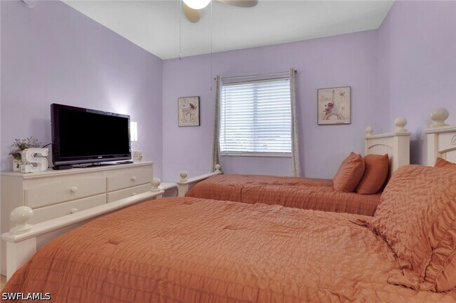 Building Photo - 7823 Regal Heron Cir