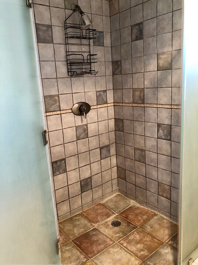 Building Photo - 1727 Franklin St