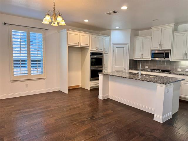 Building Photo - 16005 Canyon Ridge