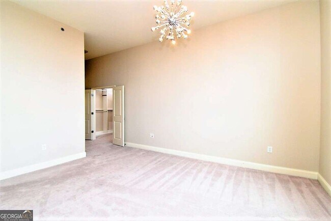 Building Photo - 270 17th St NW