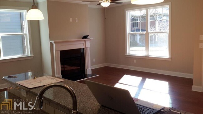 Building Photo - 2339 Village Grove Dr NW