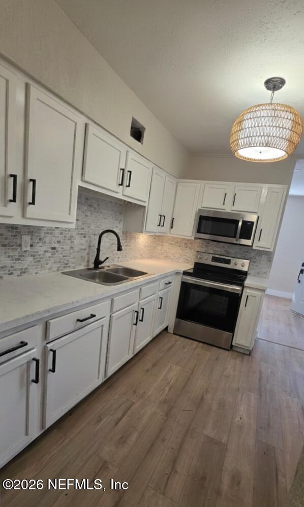 Building Photo - 1857 Brookview Dr S