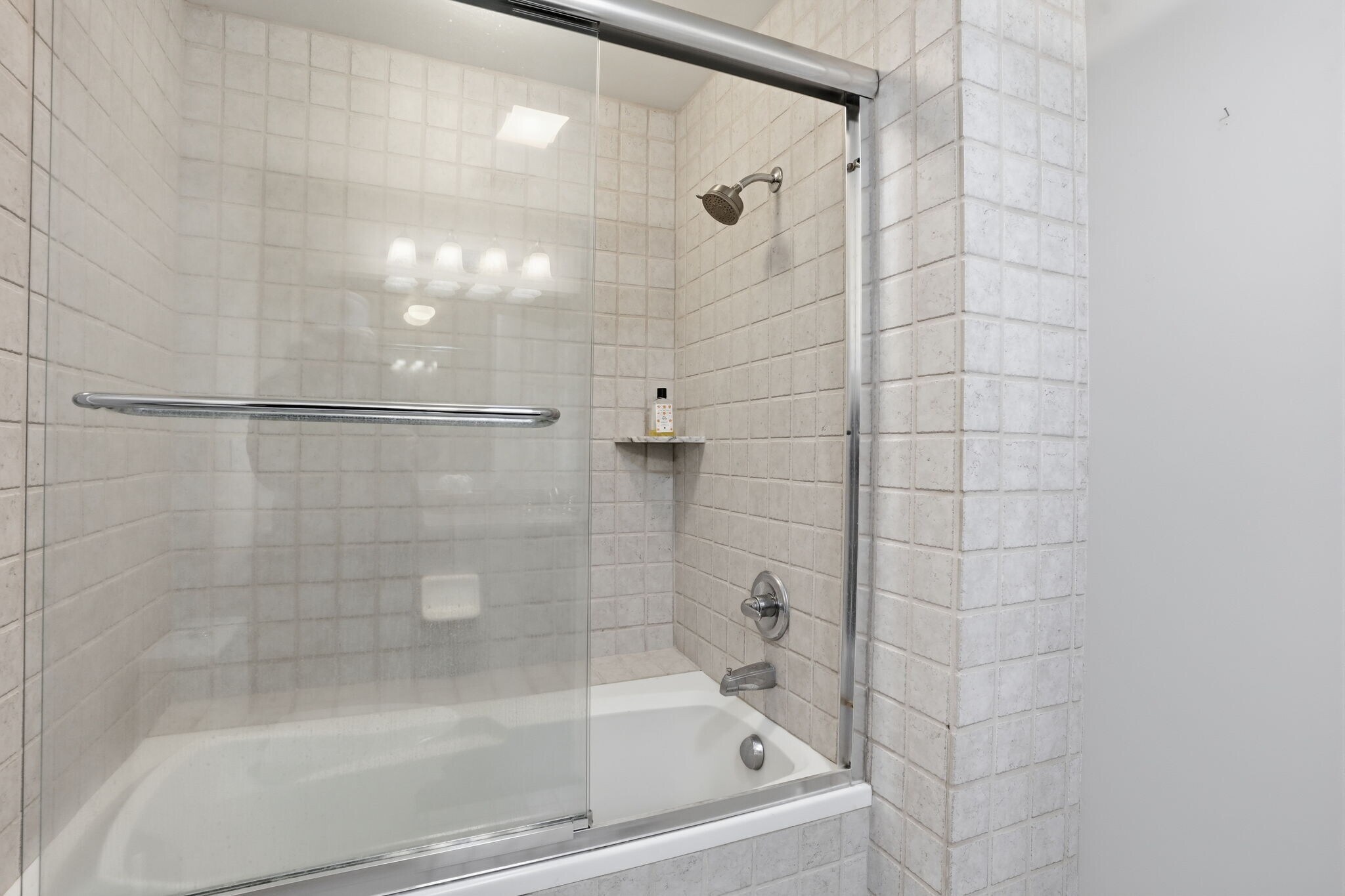 Building Photo - 244 Mathers Rd