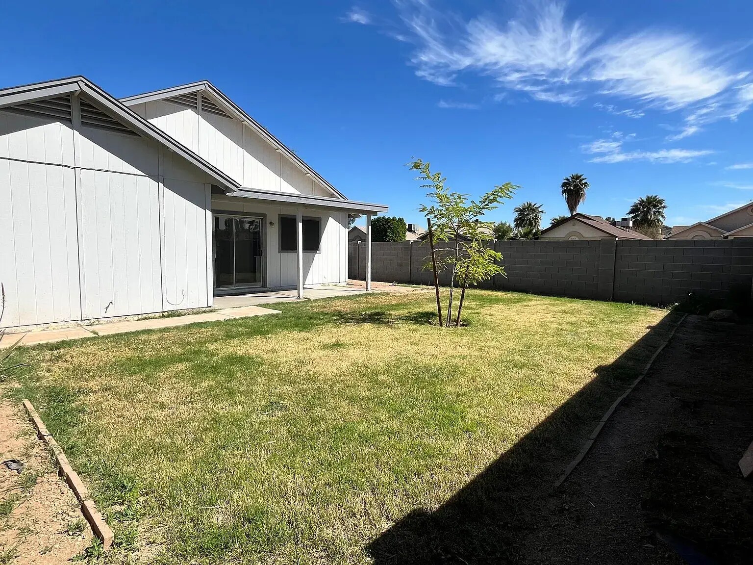 Building Photo - 6927 W Northview Ave