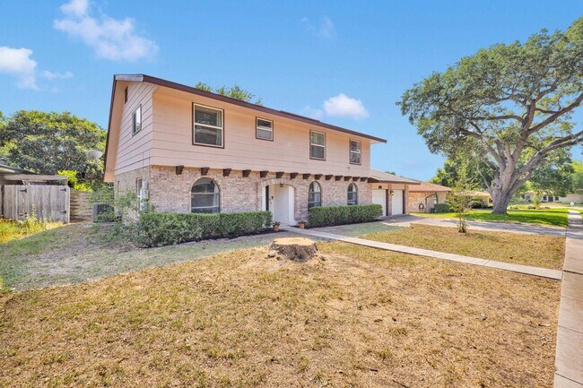 Building Photo - Discover Old World Charm in Northern Hills!