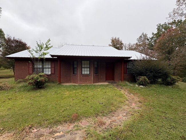 Primary Photo - 3 Co Rd 2017