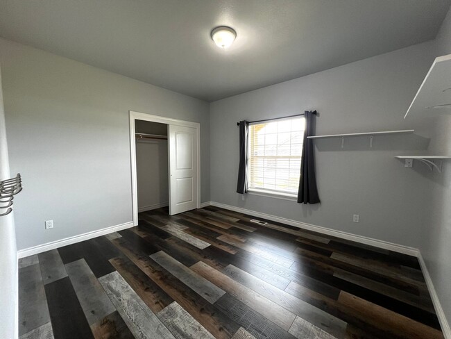Building Photo - Non-Refundable & Security Deposit Total: $...